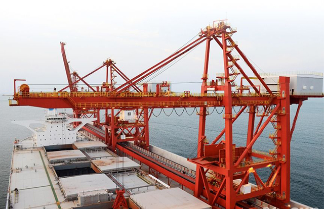 【港口裝卸設備】港口裝卸設備有哪些 港口裝卸機械的作用